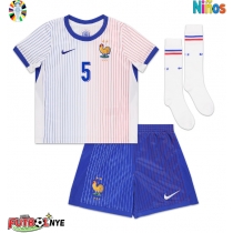 Camiseta Francia Jules Kounde #5 Visitante Equipación para niños Eurocopa 2024 manga corta (+ pantalones cortos)